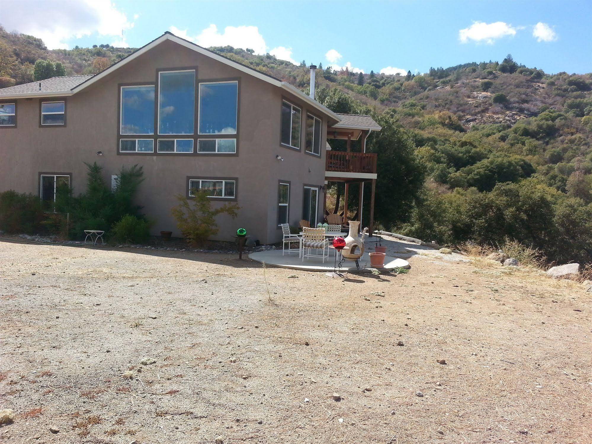 Yosemite Sierra View Bed&Breakfast Oakhurst Exterior foto